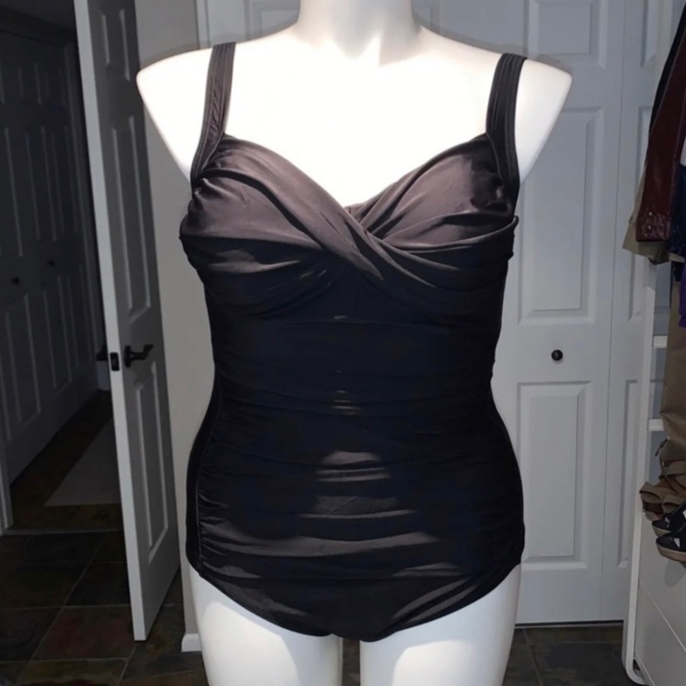 Swimsuits For All black one piece swimsuit  size 18 with padded cups